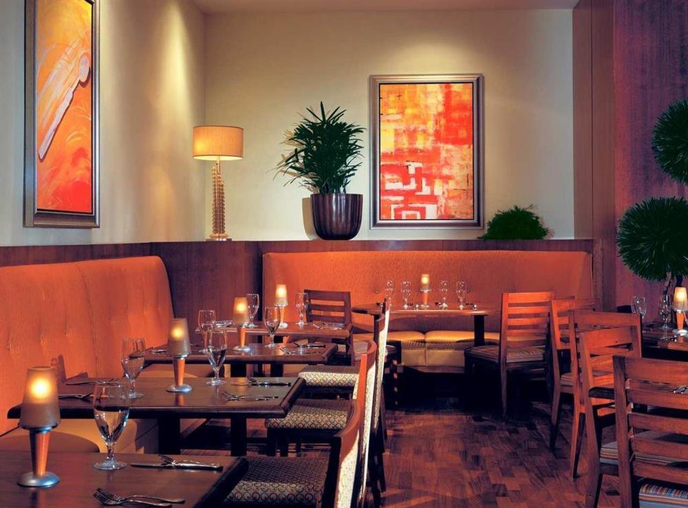 C. Baldwin, Curio Collection By Hilton Otel 4*