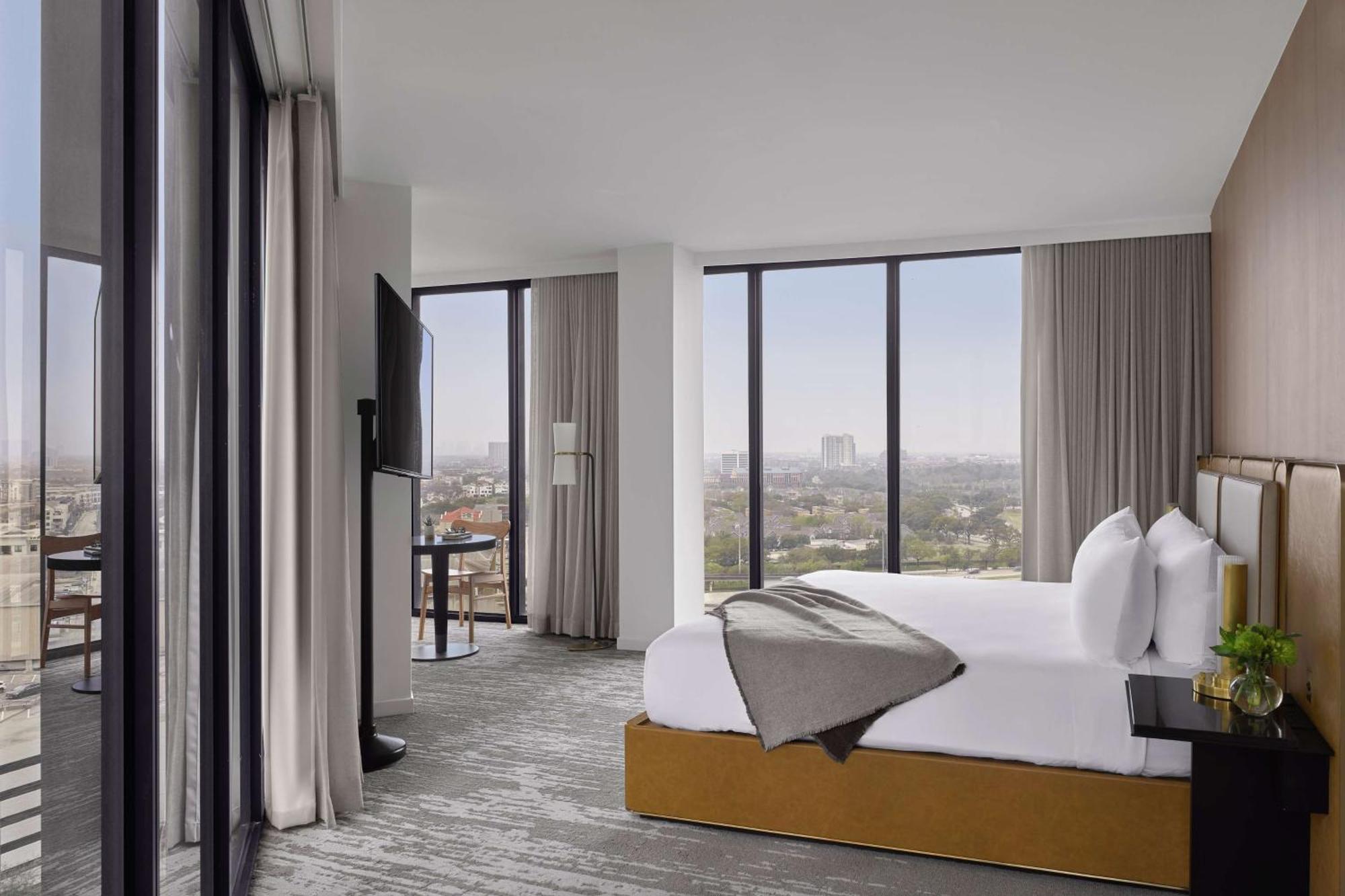 C. Baldwin, Curio Collection By Hilton Otel Houston